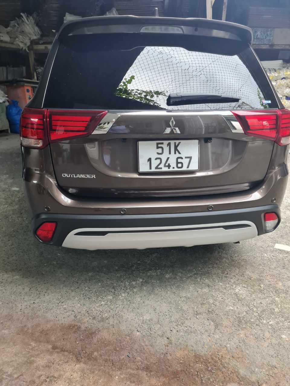 Thuê Xe Mitsubishi Outlander